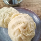 餃子の具で熱々肉まん